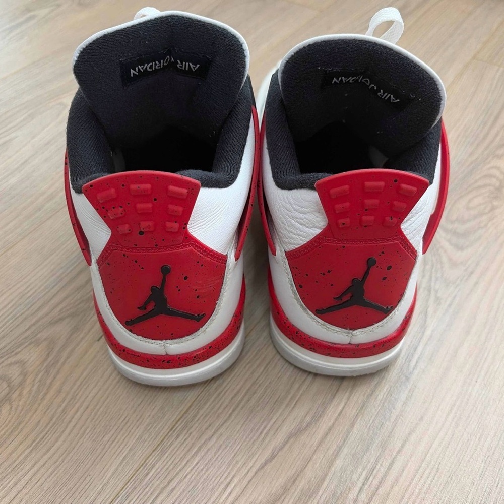 Air Jordan Retro 4 Red Cement Size 9.5 - Picture 4 of 8